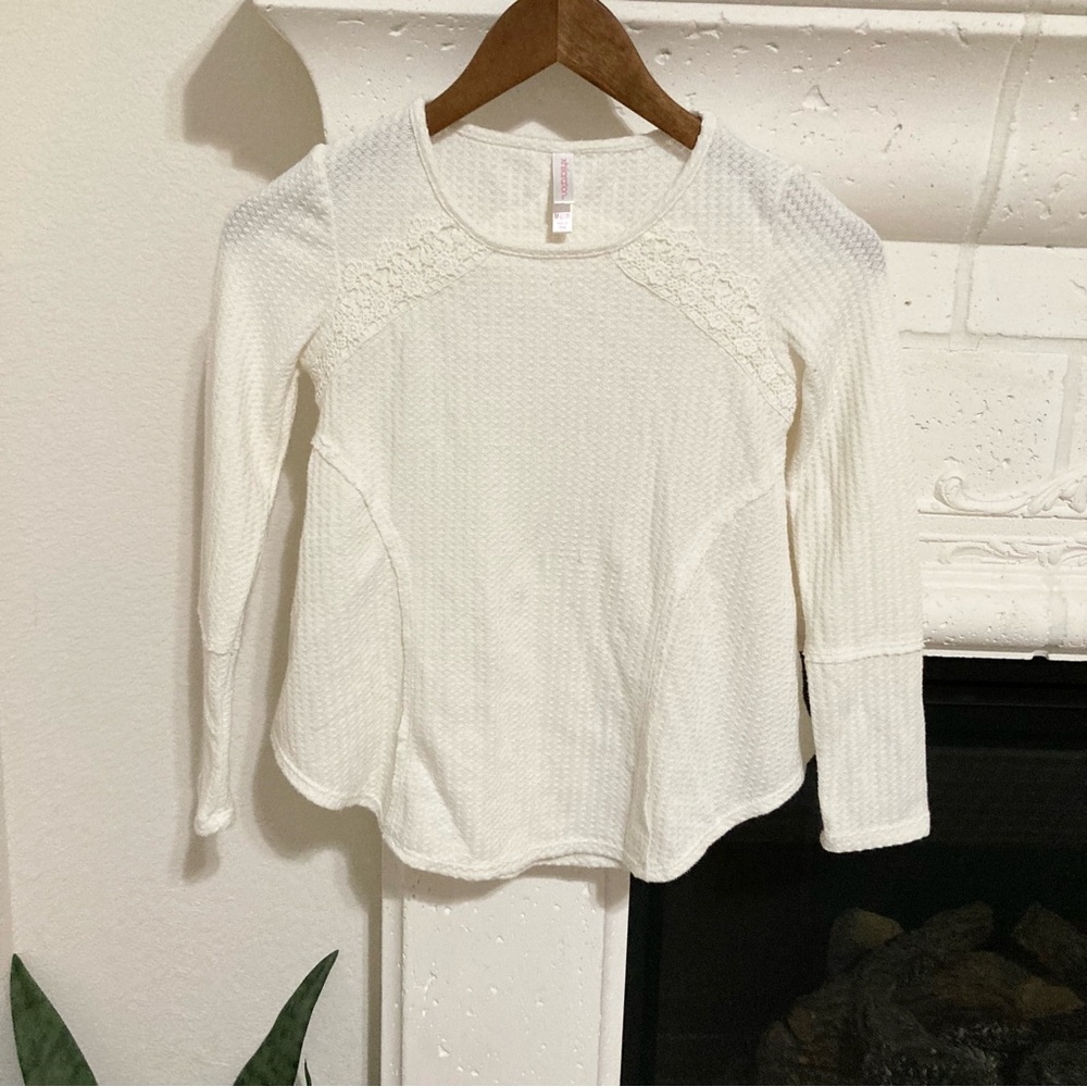 Girls Lace and Waffle Weave Cream Long Sleeve Top Size 7 - 8 M Medium